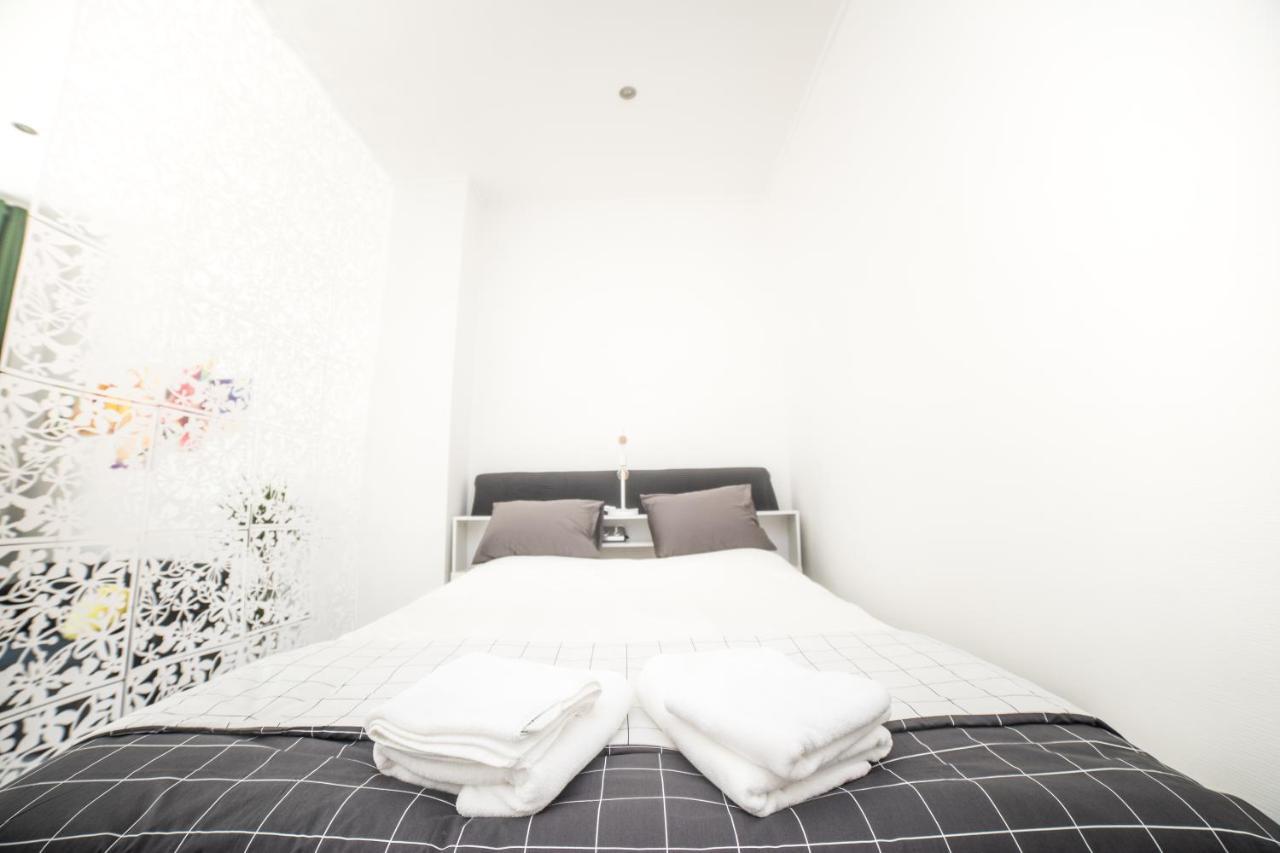 City Centre Hidden Gem! Apartment For Up To 3 People Bruksela Zewnętrze zdjęcie