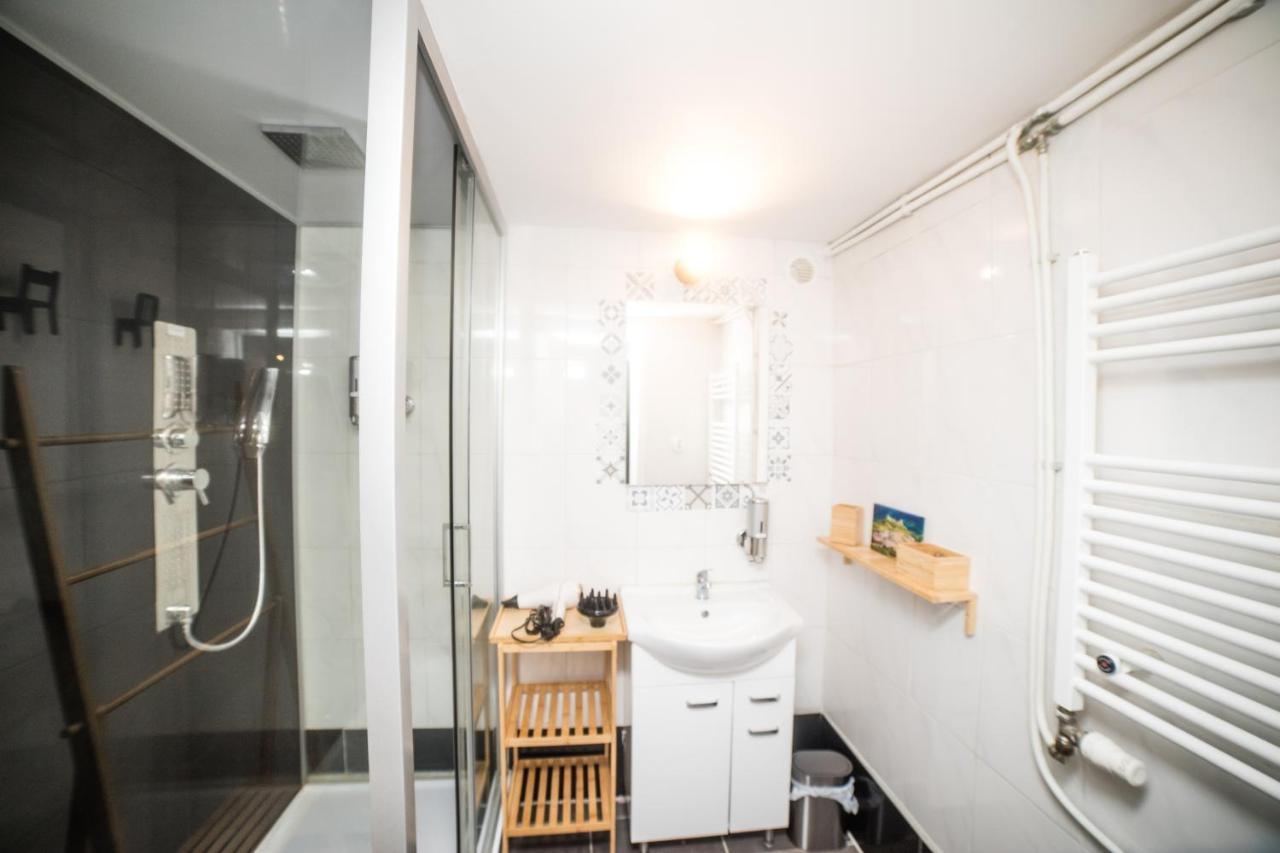 City Centre Hidden Gem! Apartment For Up To 3 People Bruksela Zewnętrze zdjęcie