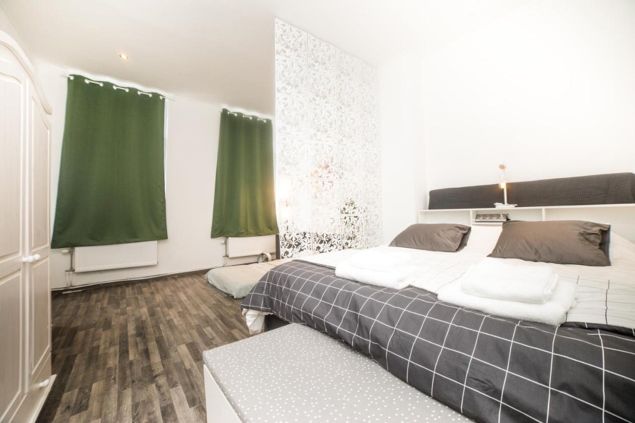 City Centre Hidden Gem! Apartment For Up To 3 People Bruksela Zewnętrze zdjęcie